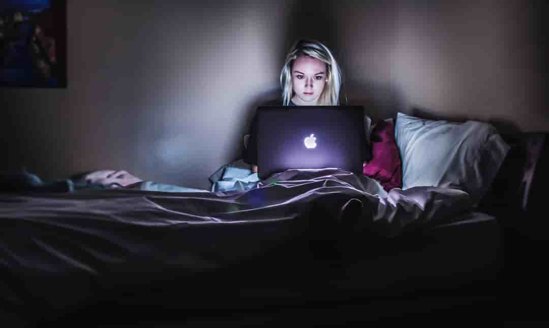 How to Balance Work and Life in a Healthy Way