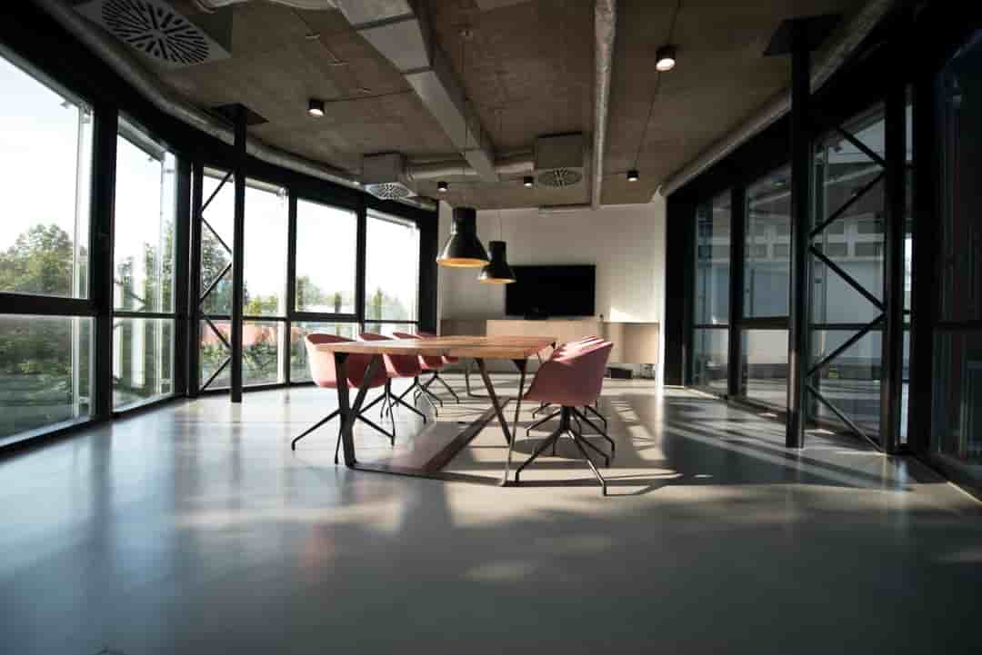 Top 3 Signs to Spot Toxic Workplace Environments