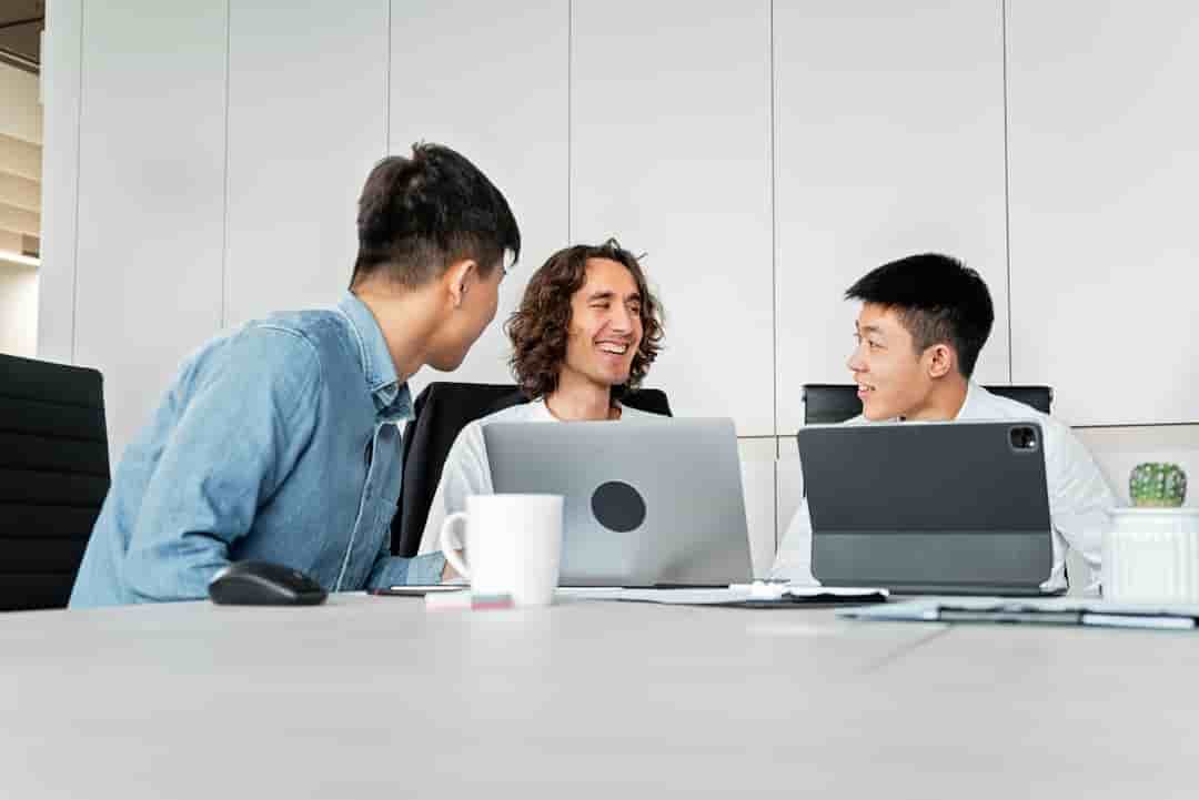 Why Hybrid Working Models Result in More Business Growth