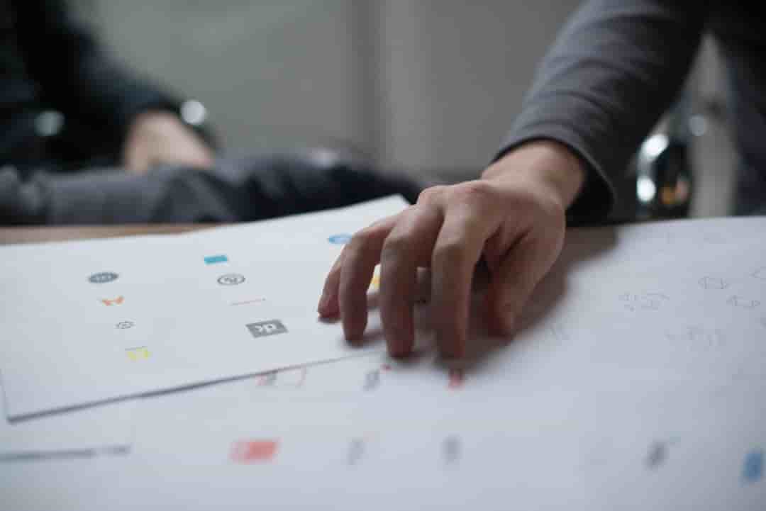 How to Build a Brand Voice That Resonates With Your Customers